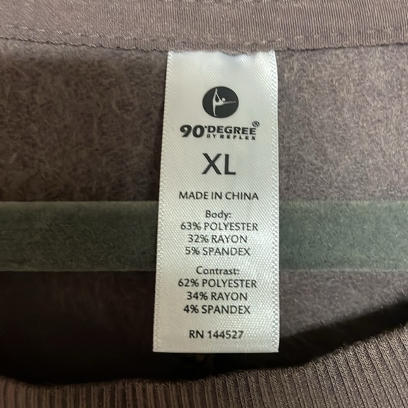 90 Degree By Reflex size XL Brown Twist Front Crop Very Soft Stretchy Sweatshirt - Picture 2 of 8